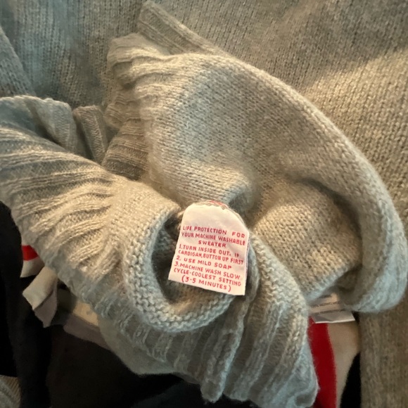 Vintage McGregor Sportswear V Neck Sweater (L) - Picture 4 of 4